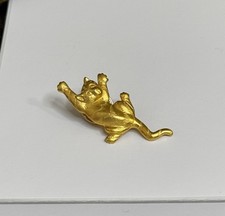Vintage JJ Gold Tone Cat Pin