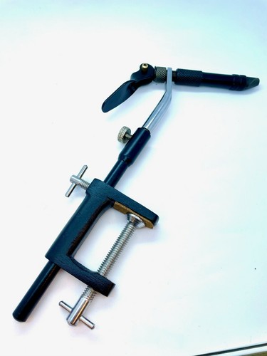 Olax fly tying - fly, rotary