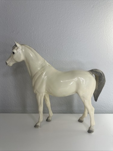 Breyer 1972 proud arabian - 1972,