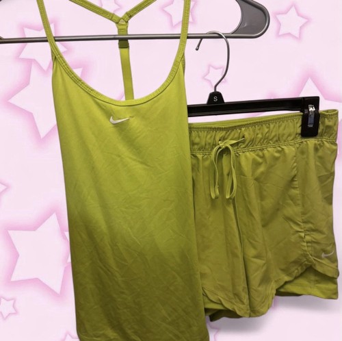 Small green nike set - green,