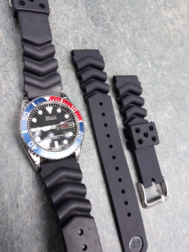 Divers 20mm rubber watch strap - rubber,