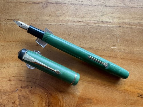 Conway stewart 759 green - stewart,