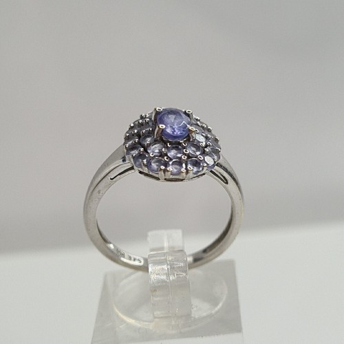 9ct white gold ring size - n, 1/2