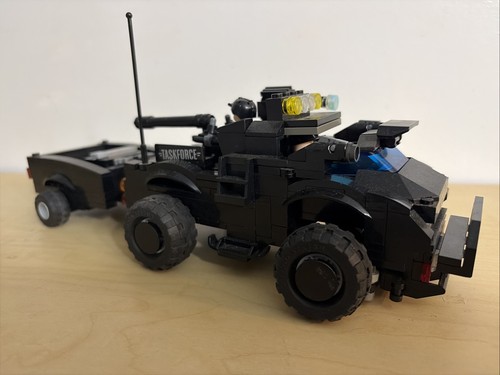 Genuine lego swat team bearcat - team,