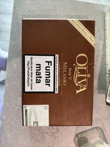 Oliva melanio cigar - box, empty