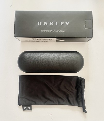 Oakley glasses case black - oakley, in