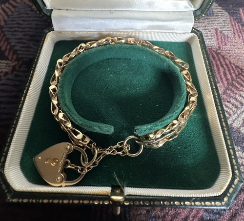 Gold plated vintage gate - ,