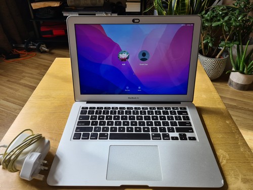 Apple macbook air early 2015 - macbook,