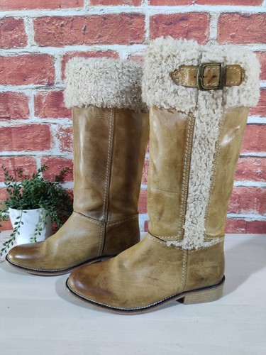 Next light tan brown - brown, mid