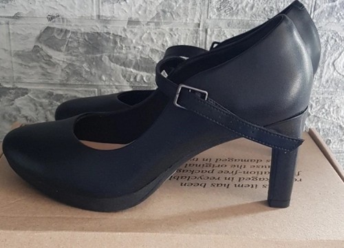 Clarks black leather