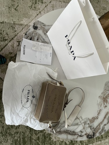 Prada purse authentic - prada,