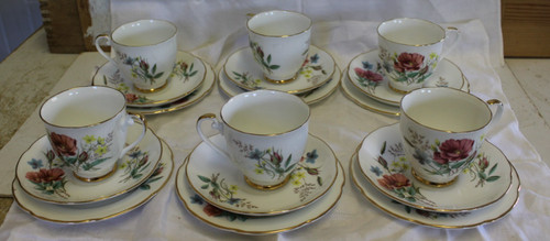 Vintage royal grafton fine - royal,