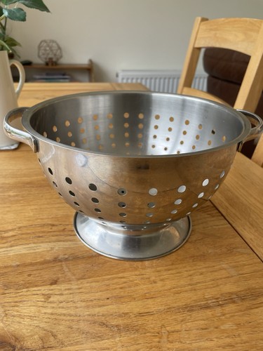 Vintage metal colander with - ,