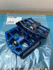 Straitline Defacto flat pedal MK1 New Bushings Sku2813