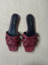 Saint Laurent Tribute Flat