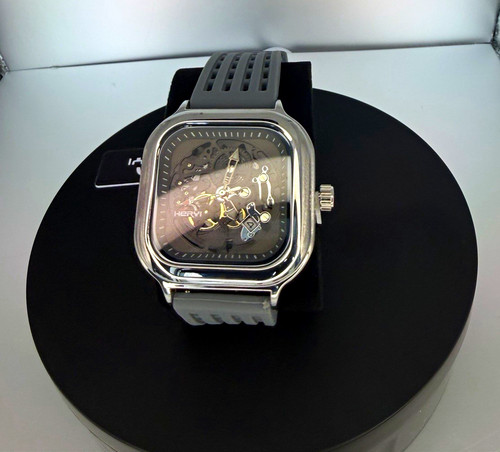 Square skeleton automatic - square,