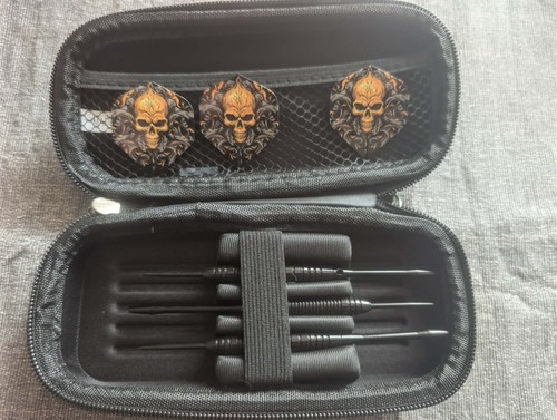 Set gram darts with case - of,