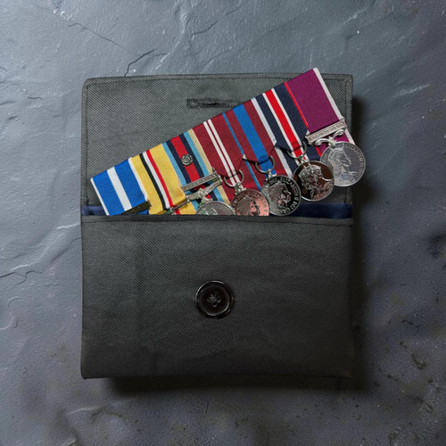 Miniature medal storage pouch - miniature,