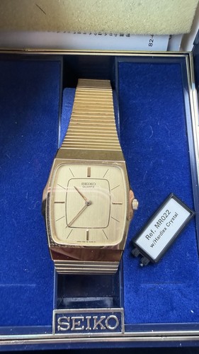 Vintage gold tone seiko quartz - gold,