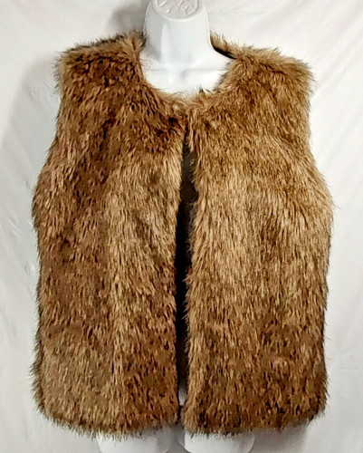 Polly esther faux fur - &,