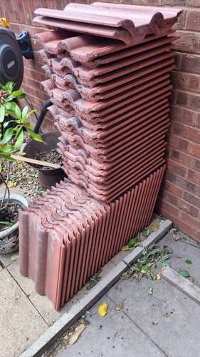 Red roof tiles - red, mint