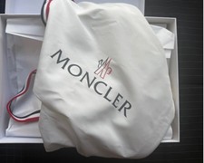 Brand new Moncler Snug