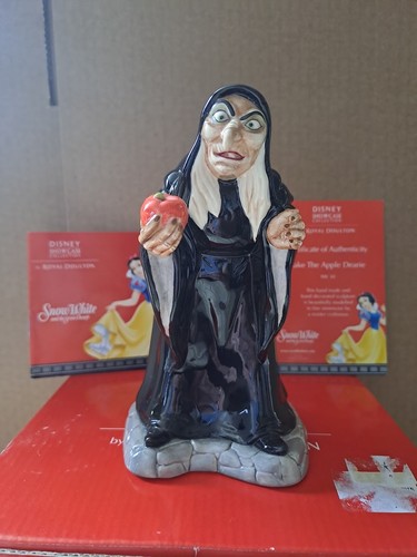 Royal doulton disney showcase - royal,