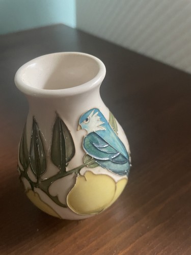 Moorcroft rare design - moorcroft,