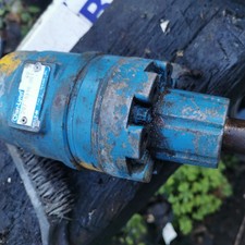 Char Lynn  hydraulic motor 207