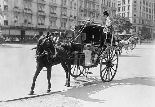Hansom cab front of - cab, in