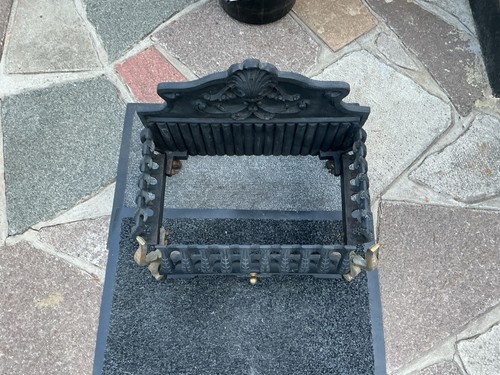 Cast iron grate - cast,