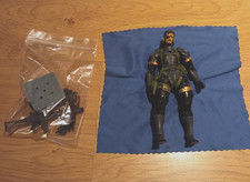 Revoltech  Yamaguchi Metal Gear Solid V Ground Zeroes Ver. EX Snake figure USED 