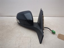 2010 VOLVO V70 Drivers Door