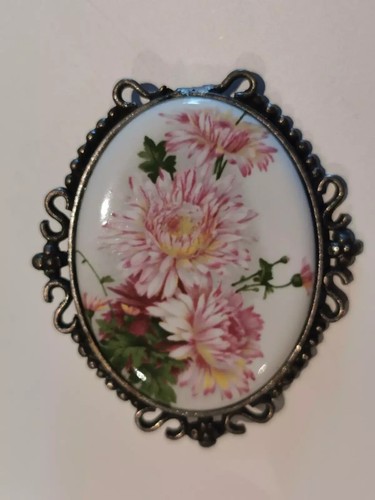 Vintage limoges style brooch - vintage,