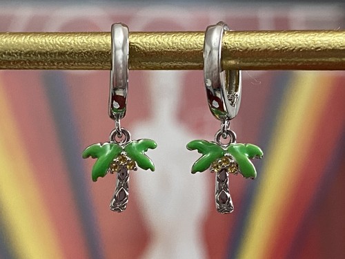 Coconut palm tree - coconut,