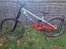 2025 Pivot Phoenix  DH