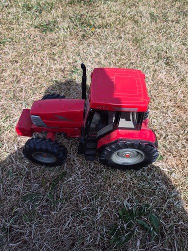 Mccormick model tractor - model,