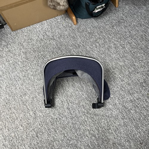 Silver cross wave carrycot - cross,