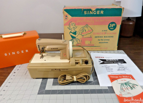 Vintage singer sewhandy - vintage,