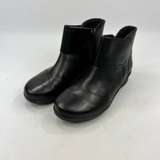 Clarks Women's Black Leather