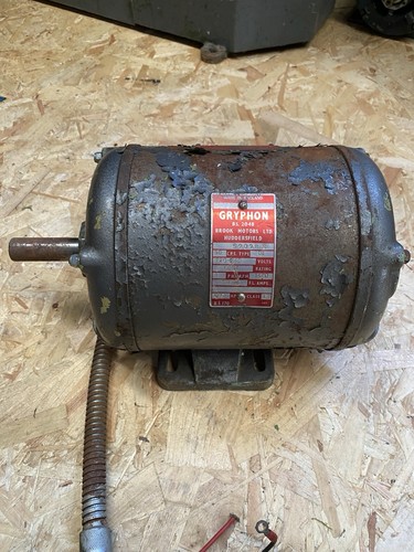 Gryphon 1420 rpm 240v motor - 240v,