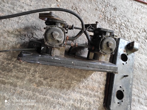 Twin carbs jaguar 4 - su, /jaguar