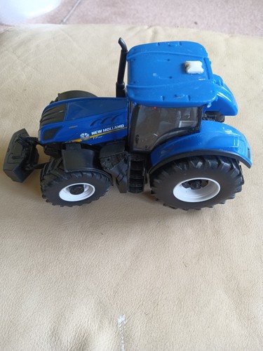 Britains farm new holland - britains,
