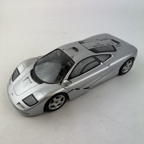 Models diecast 18 scale - models,