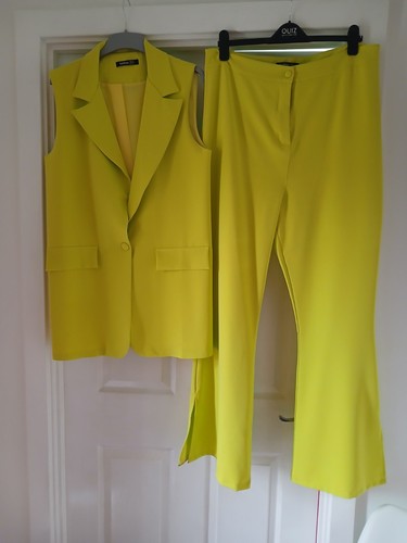 Ladies suit sleeveless - ladies,