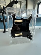 Strat Loaded Pickguard 11Hole