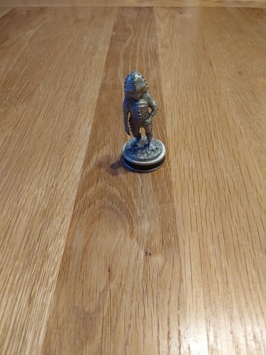 Who danbury mint - danbury, pewter