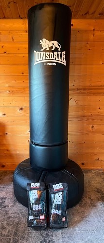 Lonsdale free standing - lonsdale,