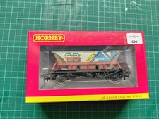 Hornby R6706 BR Railfrieght HAA MGR Graffiti Wagon (Weathered)