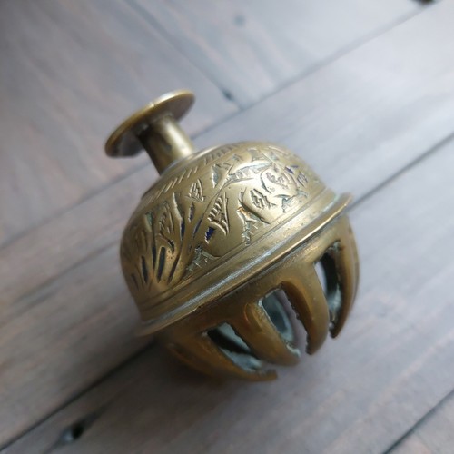 Brass elephant claw bell small - brass,